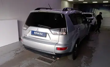 Mitsubishi Outlander 2010 года за 5 200 000 тг. в Павлодар