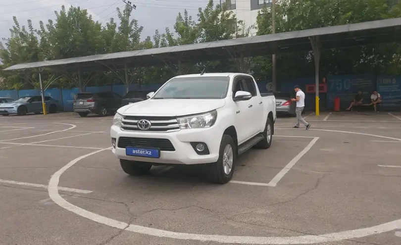 Toyota Hilux 2016 года за 15 700 000 тг. в Алматы