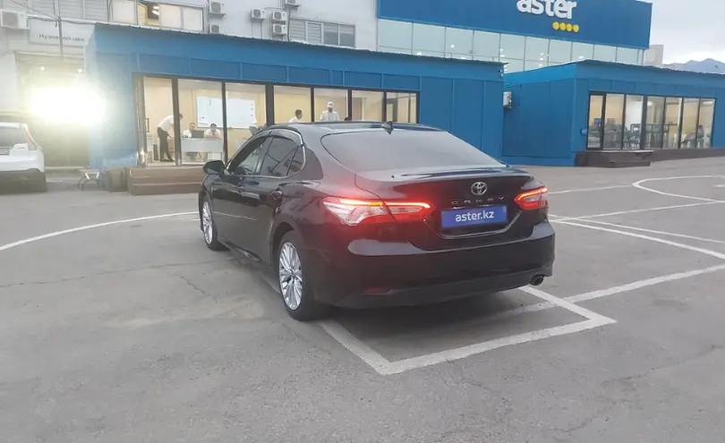 Toyota Camry 2019 года за 16 000 000 тг. в Алматы фото 4
