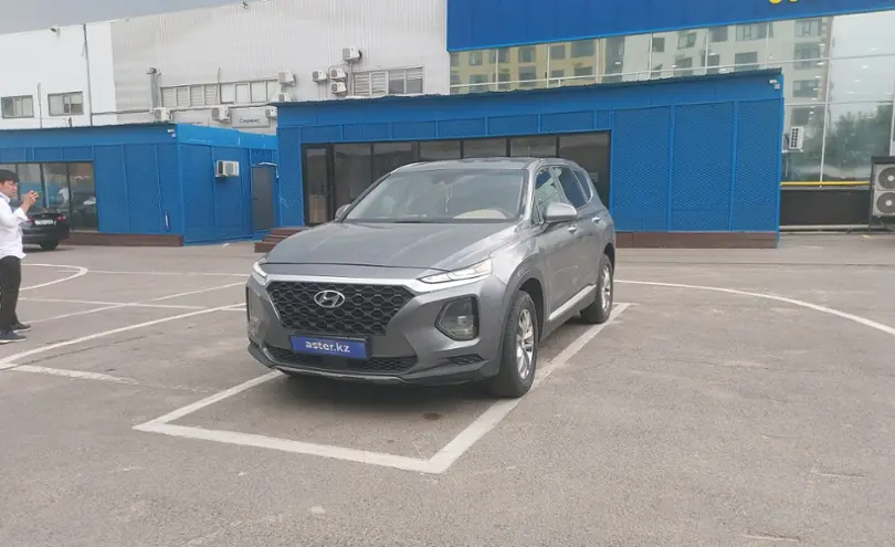 Hyundai Santa Fe 2018 года за 11 500 000 тг. в Алматы