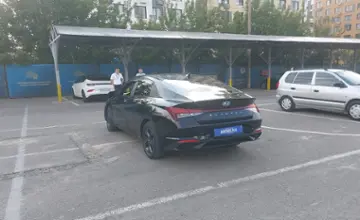Hyundai Elantra 2022 года за 9 300 000 тг. в Алматы фото 4