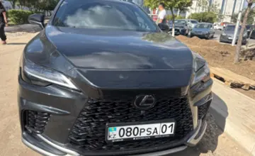 Lexus RX 2022 года за 35 000 000 тг. в Астана фото 2