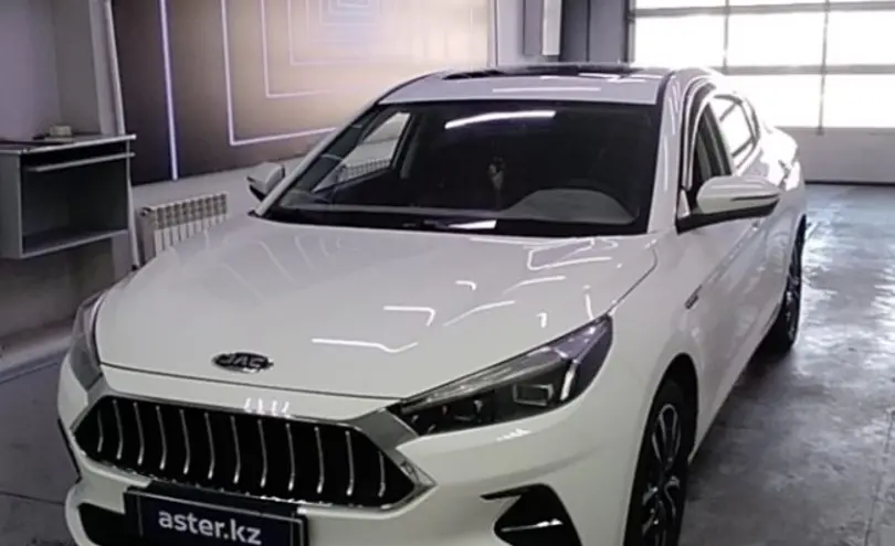JAC J7 2023 года за 8 000 000 тг. в Павлодар
