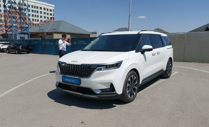 Kia Carnival 2023 года за 21 000 000 тг. в Шымкент