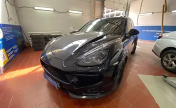 Porsche Cayenne 2011 года за 15 000 000 тг. в Астана фото 3