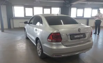 Volkswagen Polo 2015 года за 5 500 000 тг. в Астана фото 4