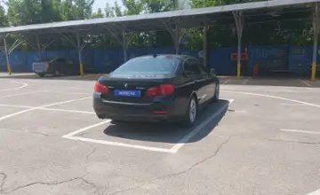 BMW 5 серии 2015 года за 11 000 000 тг. в Алматы фото 3