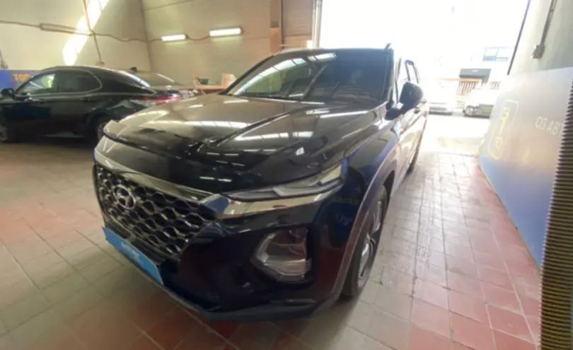 Hyundai Santa Fe 2020 года за 14 500 000 тг. в Астана