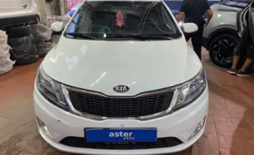 Kia Rio 2013 года за 5 000 000 тг. в Астана фото 2