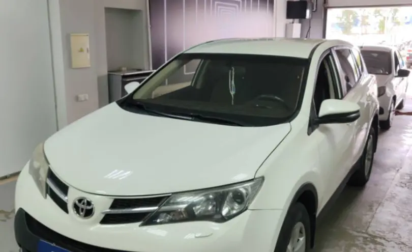 Toyota RAV4 2015 года за 7 500 000 тг. в Павлодар