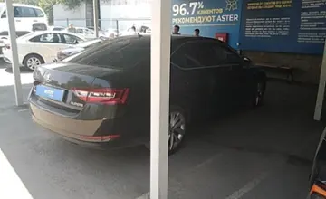 Skoda Superb 2015 года за 10 000 000 тг. в Алматы