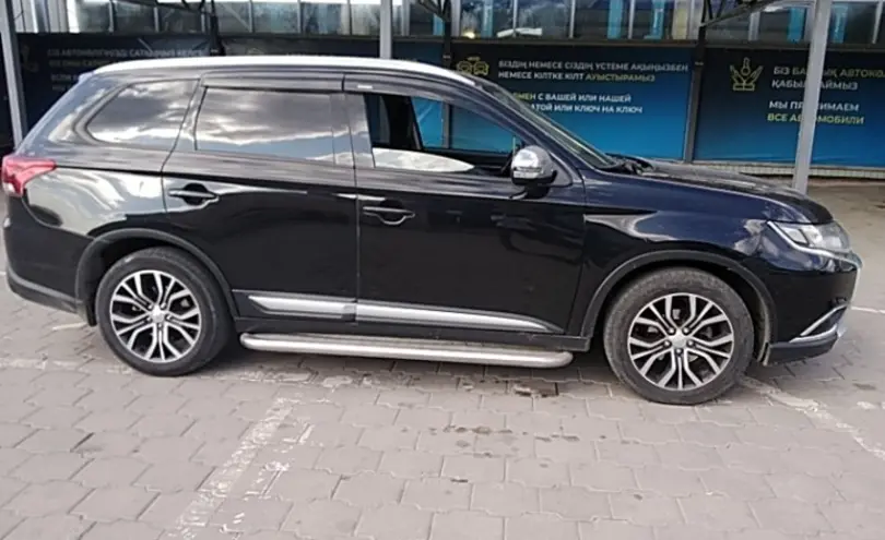 Mitsubishi Outlander 2016 года за 8 500 000 тг. в Караганда фото 4