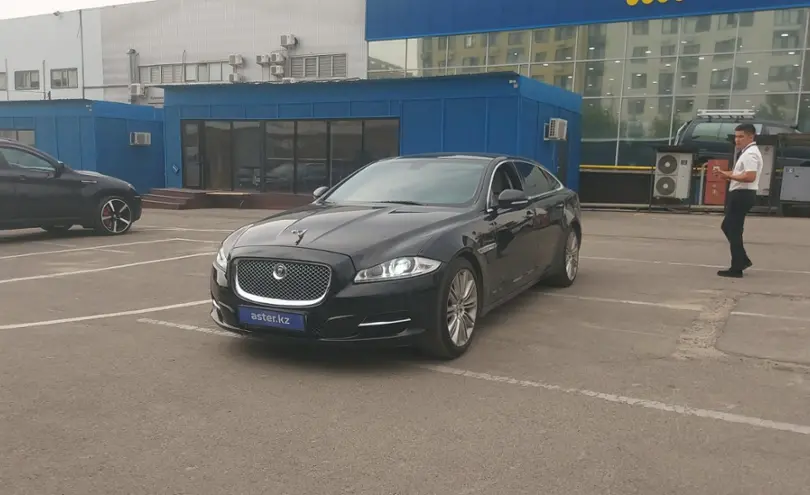 Jaguar XJ 2012 года за 15 000 000 тг. в Алматы