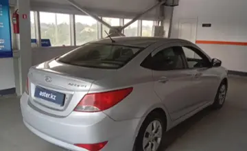 Hyundai Accent 2015 года за 3 200 000 тг. в Уральск фото 3
