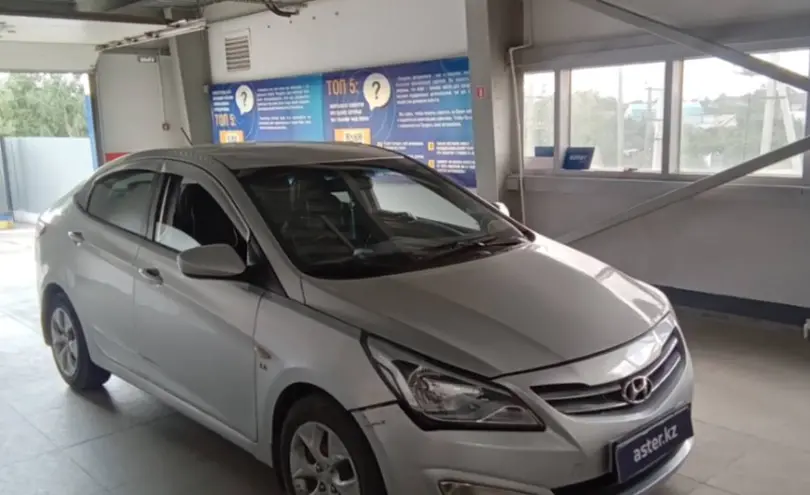 Hyundai Accent 2015 года за 3 200 000 тг. в Уральск фото 5