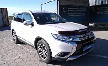 Mitsubishi Outlander 2018 года за 9 500 000 тг. в Караганда фото 3