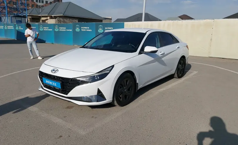 Hyundai Elantra 2021 года за 9 500 000 тг. в Шымкент