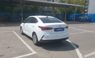 Hyundai Solaris 2021 года за 6 900 000 тг. в Алматы фото 4