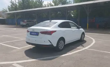 Hyundai Solaris 2021 года за 6 900 000 тг. в Алматы фото 3