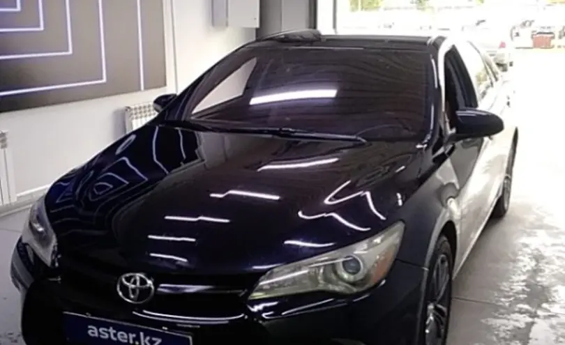 Toyota Camry 2016 года за 9 000 000 тг. в Павлодар