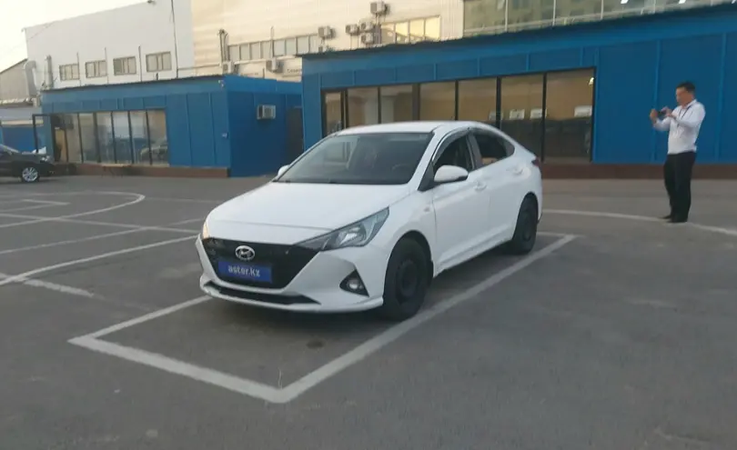 Hyundai Accent 2021 года за 8 000 000 тг. в Алматы