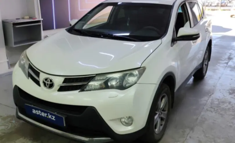 Toyota RAV4 2014 года за 9 500 000 тг. в Павлодар