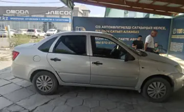 LADA (ВАЗ) Granta 2013 года за 2 000 000 тг. в Талдыкорган фото 4