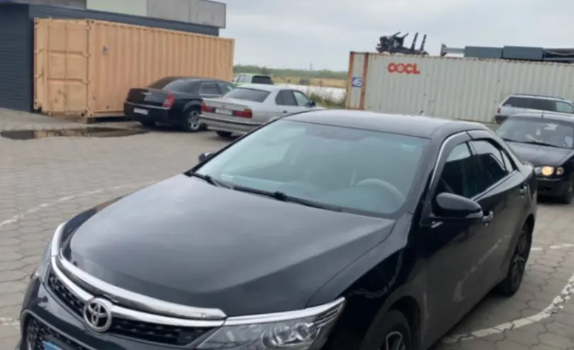 Toyota Camry 2017 года за 14 200 000 тг. в Караганда