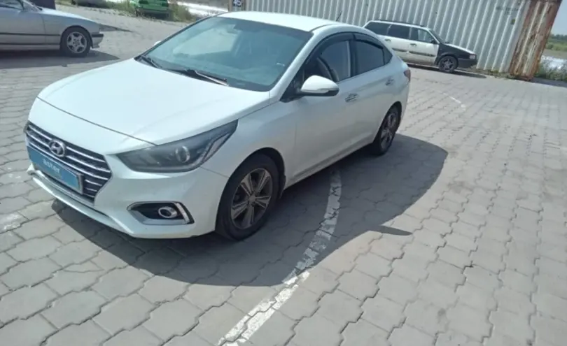 Hyundai Accent 2019 года за 6 700 000 тг. в Караганда