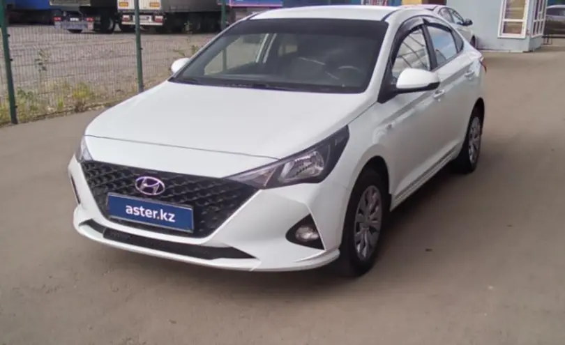 Hyundai Accent 2020 года за 6 800 000 тг. в Петропавловск