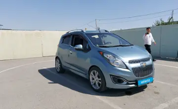 Chevrolet Spark 2014 года за 3 500 000 тг. в Шымкент фото 2