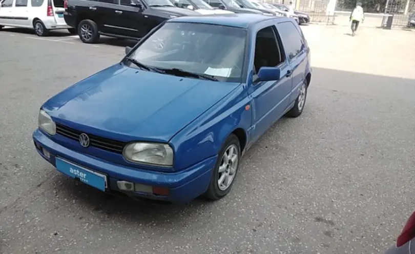 Volkswagen Golf 1997 года за 700 000 тг. в Актобе