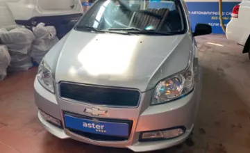 Chevrolet Aveo 2010 года за 3 000 000 тг. в Астана фото 2