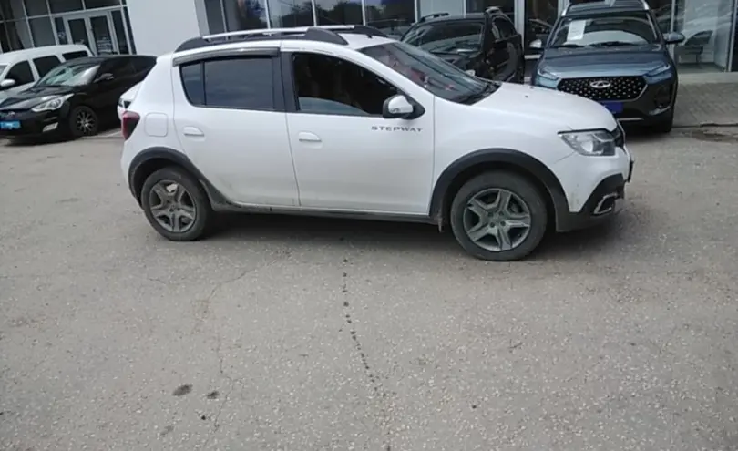 Renault Sandero 2021 года за 6 600 000 тг. в Актобе фото 4