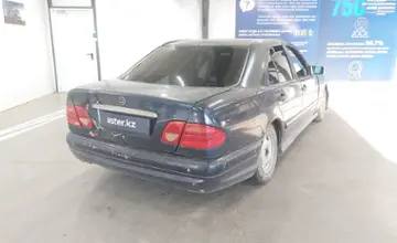 Mercedes-Benz E-Класс 1996 года за 1 500 000 тг. в Астана фото 3