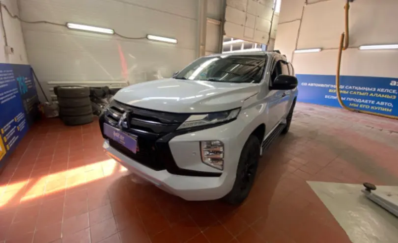Mitsubishi Pajero Sport 2020 года за 17 000 000 тг. в Астана