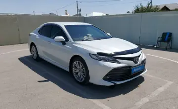 Toyota Camry 2019 года за 13 500 000 тг. в Шымкент фото 2