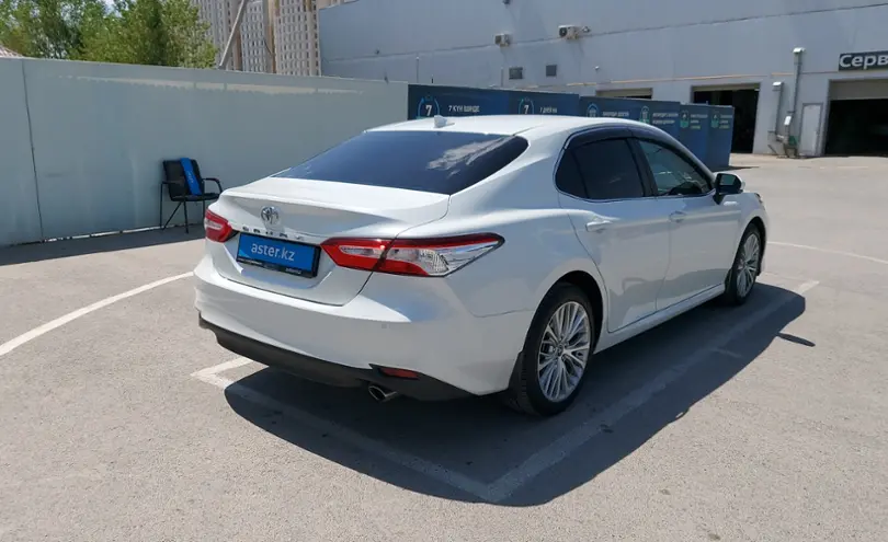Toyota Camry 2019 года за 13 500 000 тг. в Шымкент фото 3