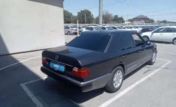 Mercedes-Benz W124 1993 года за 2 000 000 тг. в Тараз