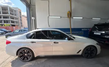 BMW 5 серии 2019 года за 17 000 000 тг. в Астана фото 4
