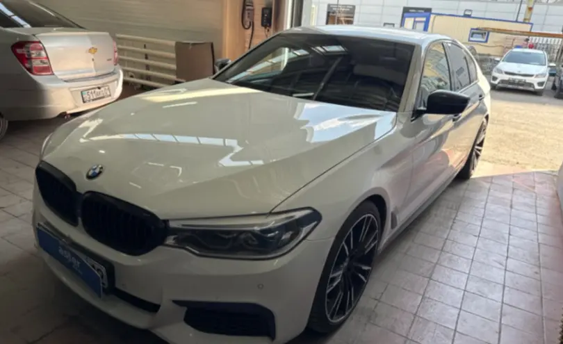 BMW 5 серии 2019 года за 17 000 000 тг. в Астана