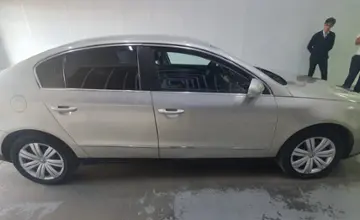Volkswagen Passat 2006 года за 3 000 000 тг. в Павлодар фото 4