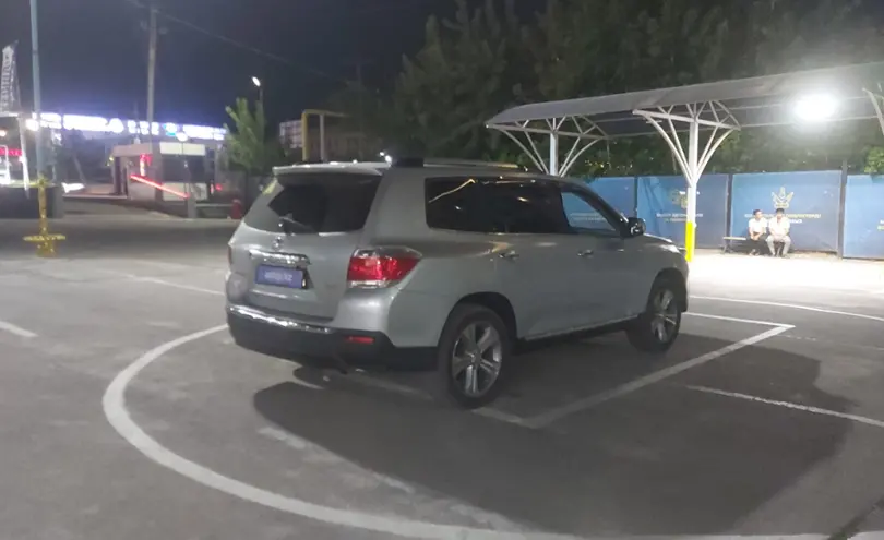 Toyota Highlander 2012 года за 12 000 000 тг. в Алматы фото 3