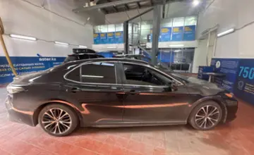 Toyota Camry 2019 года за 11 500 000 тг. в Астана фото 4