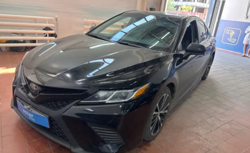 Toyota Camry 2019 года за 11 500 000 тг. в Астана