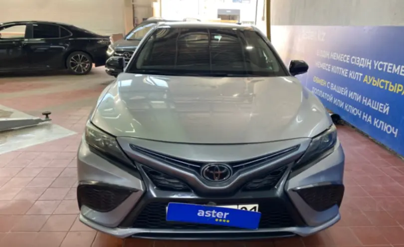 Toyota Camry 2021 года за 14 000 000 тг. в Астана фото 2