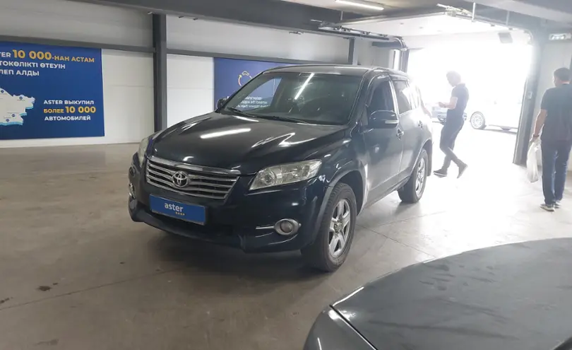 Toyota RAV4 2012 года за 6 700 000 тг. в Астана