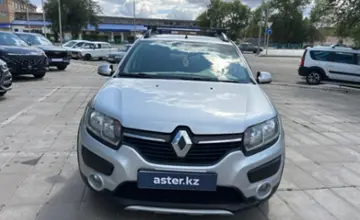 Renault Sandero 2017 года за 4 500 000 тг. в Уральск фото 2