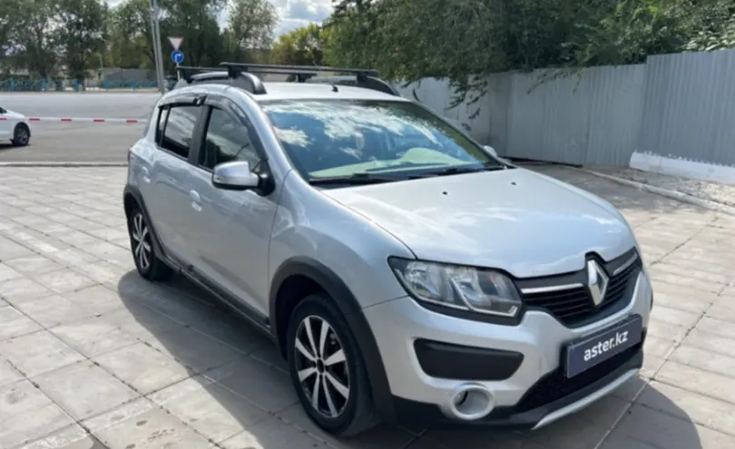 Renault Sandero 2017 года за 4 500 000 тг. в Уральск фото 3