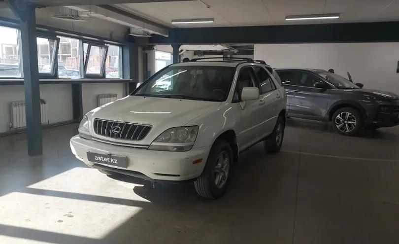 Lexus RX 2001 года за 5 000 000 тг. в Астана